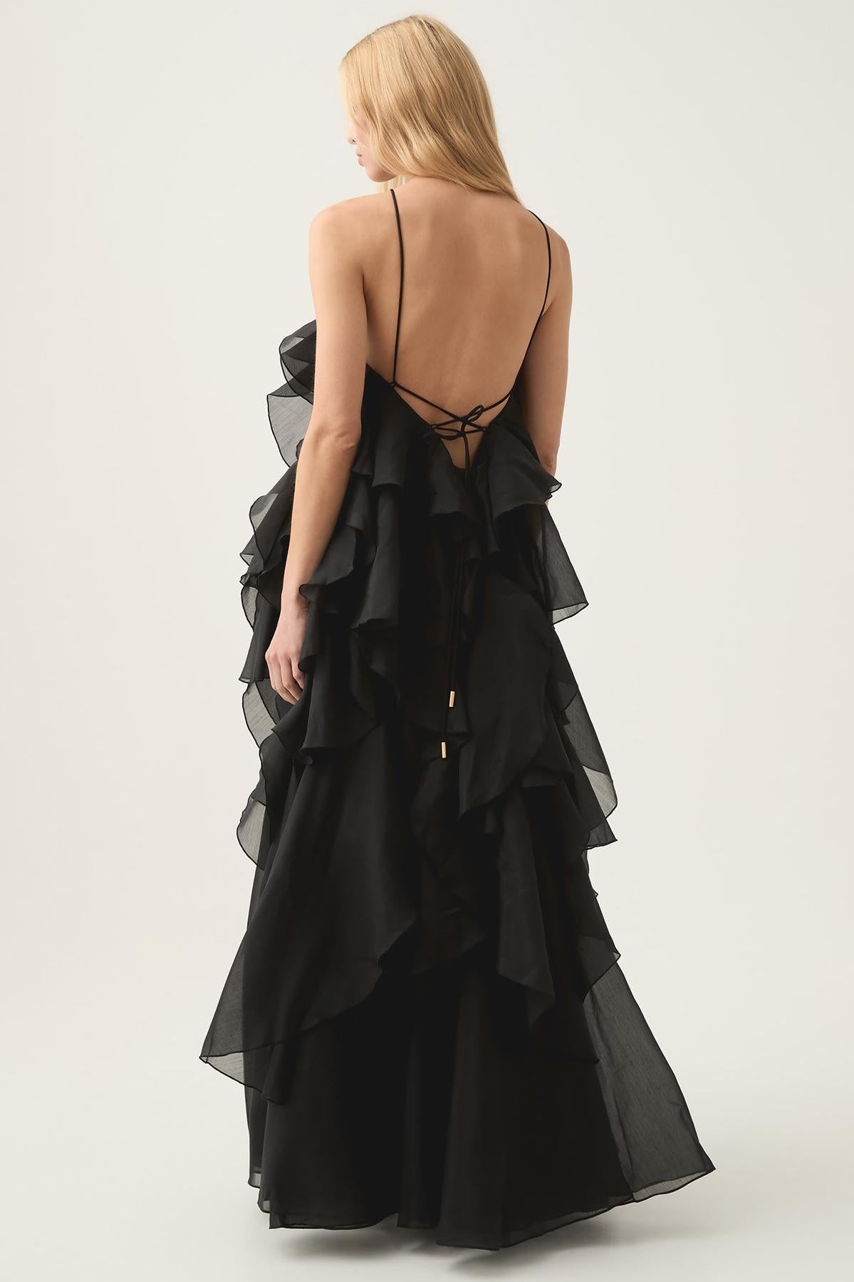 3D floral dress with halter neck and ruffle details
