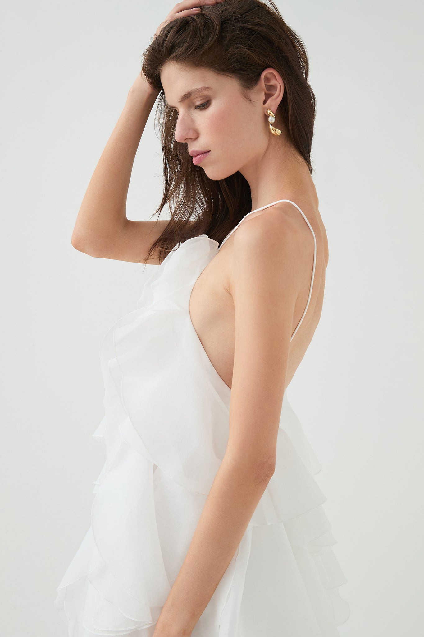 3D floral dress with halter neck and ruffle details
