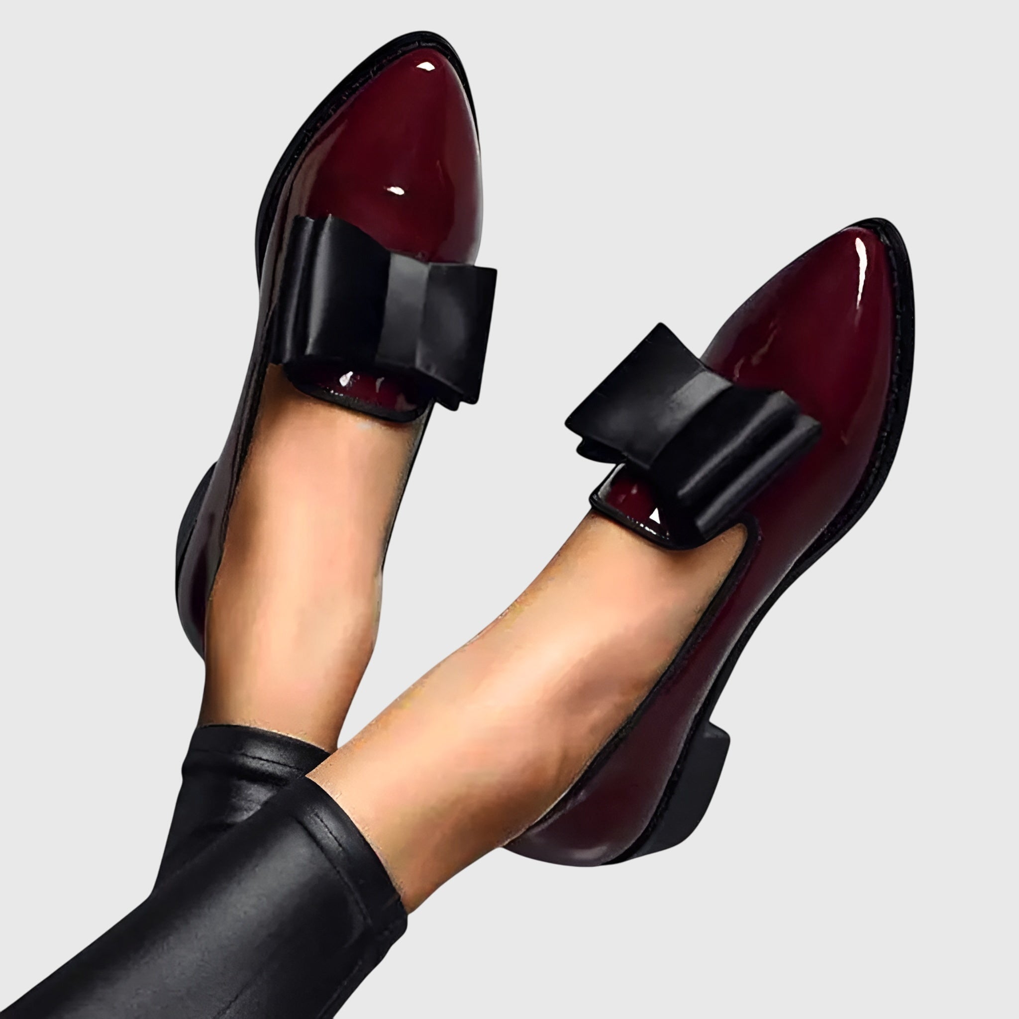 Women's Bow Pointed Loafers