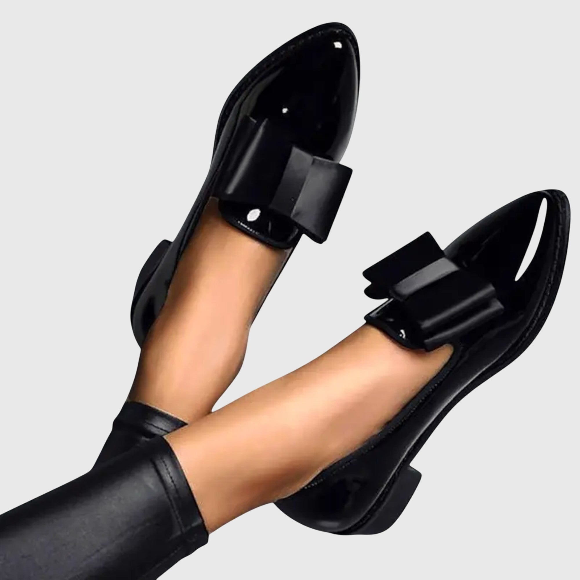 Women's Bow Pointed Loafers