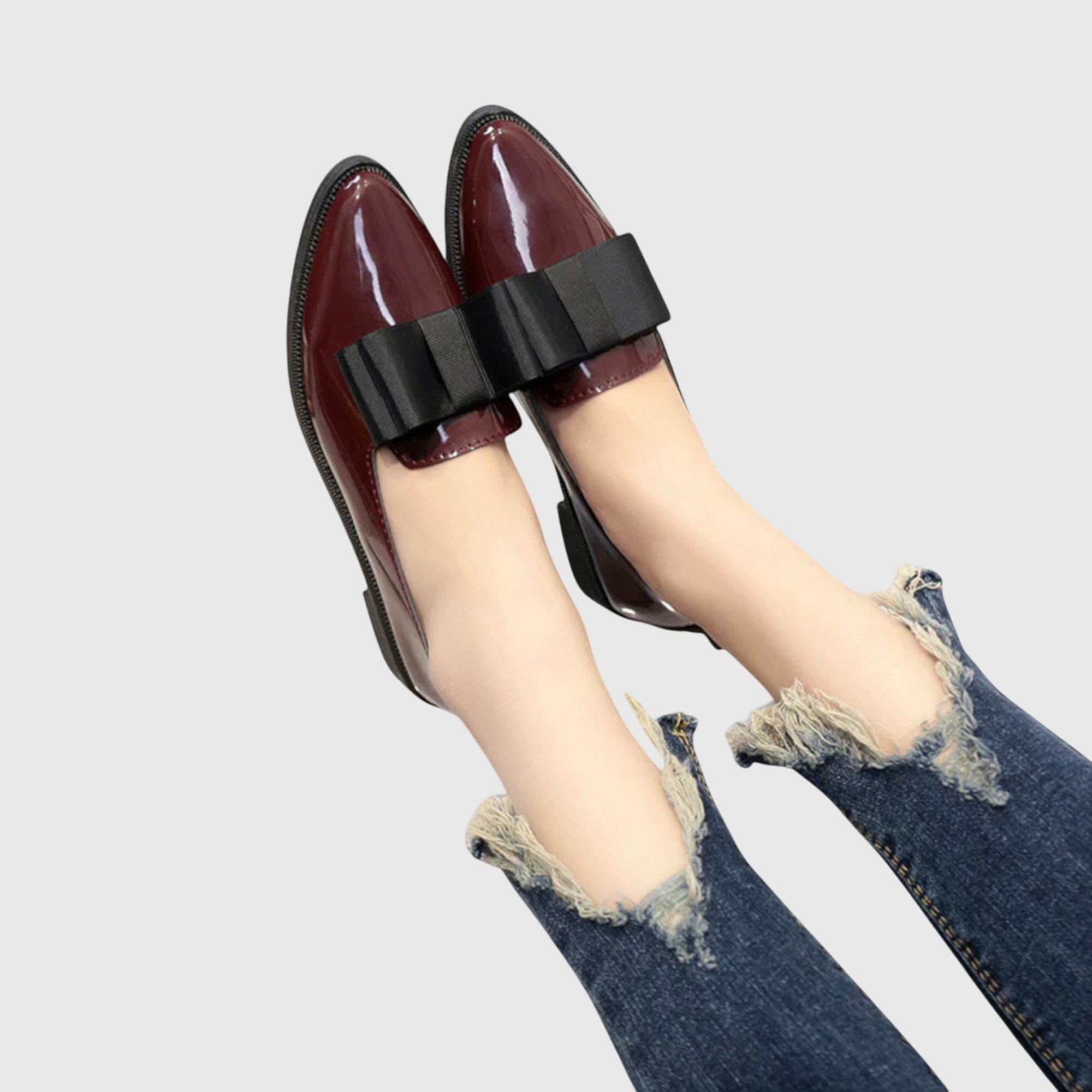 Women's Bow Pointed Loafers