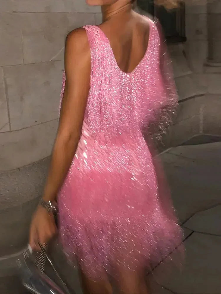 Women's short evening dress with shiny fringe and no sleeves