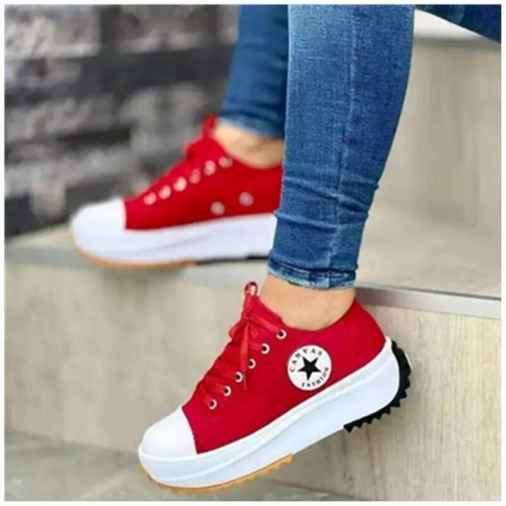 Modern Chunky Women’s Trainers with Contrast Sole