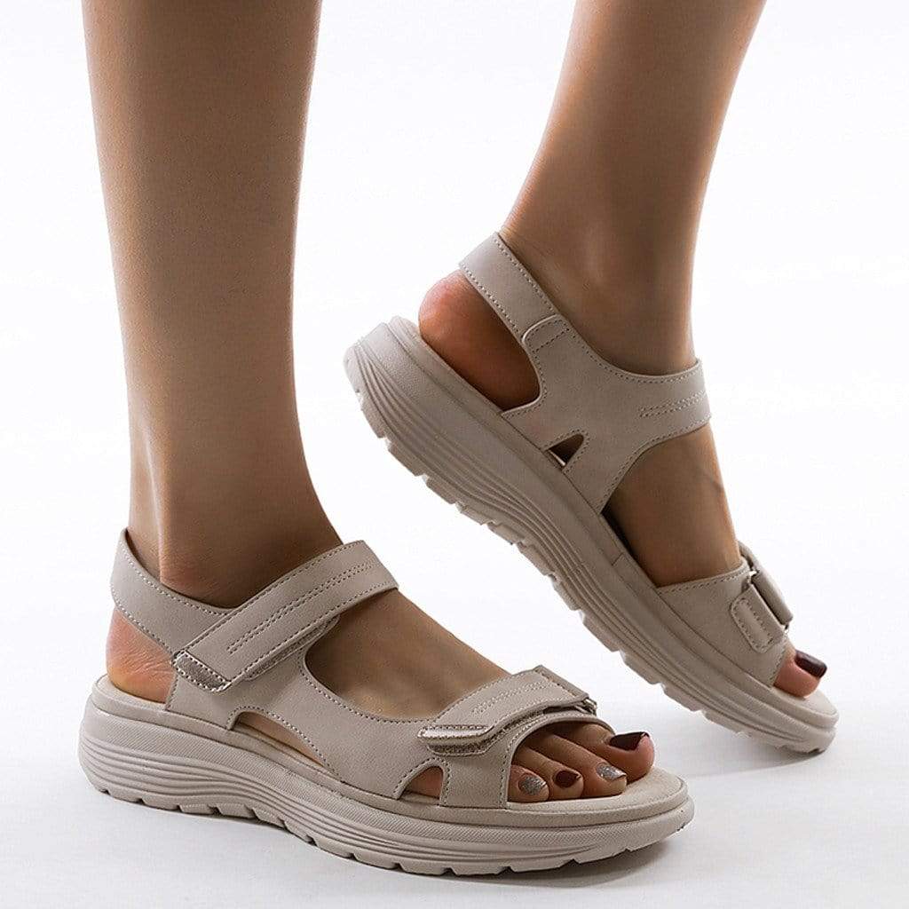Women's orthopedic sandals with arch support and adjustable straps